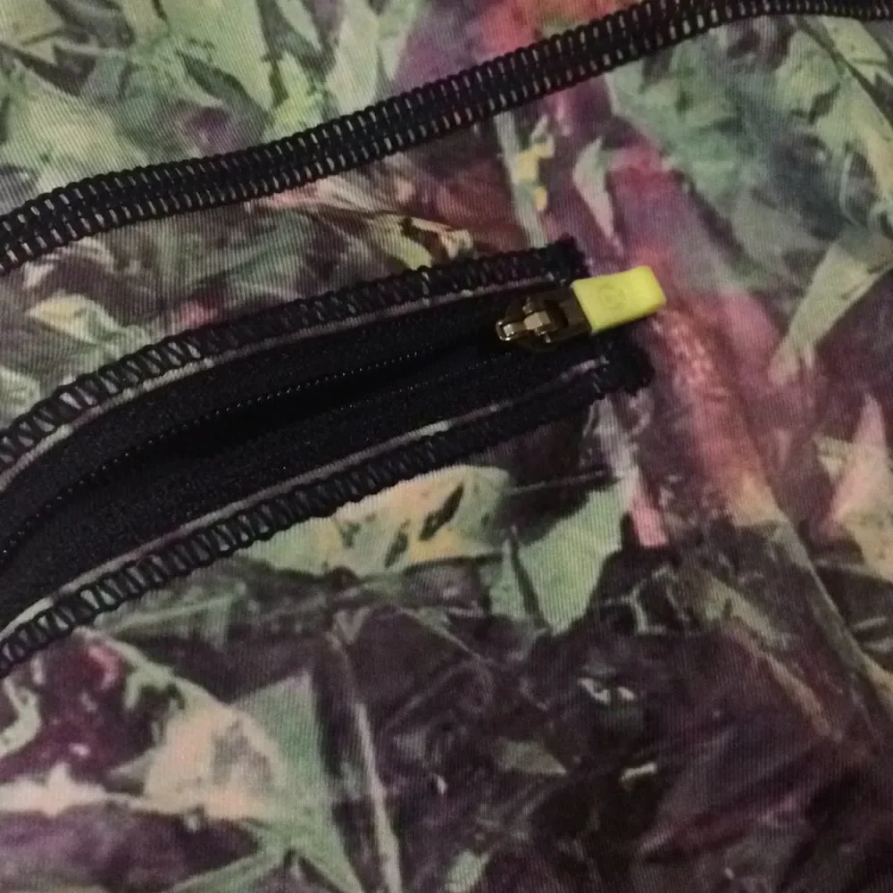 Lululemon tropical crop leggings - Picture 7 of 8